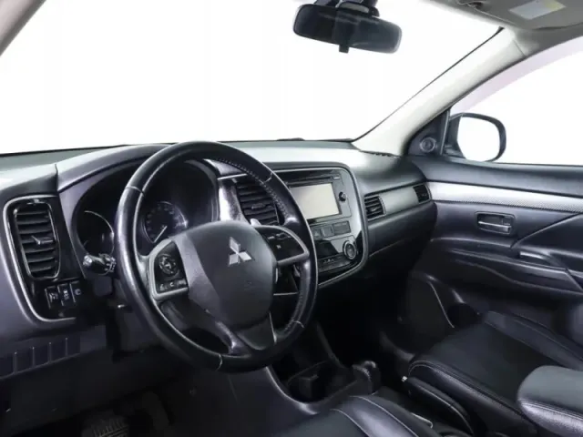 Mitsubishi Outlander, III — фото 18