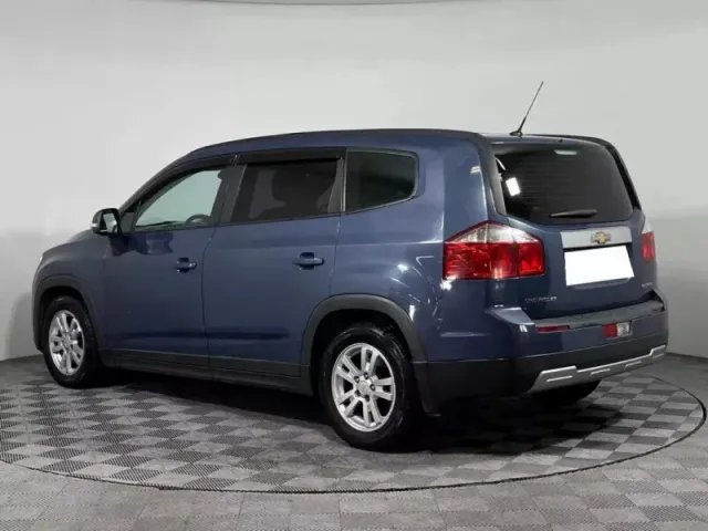 Chevrolet Orlando — фото 6