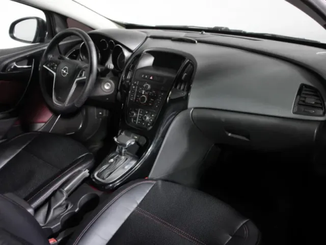 Opel Astra, J Рестайлинг — фото 10