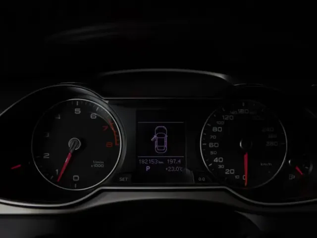Audi A4, IV (B8) Рестайлинг — фото 13