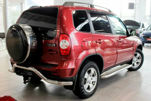 Chevrolet Niva, I Рестайлинг — фото 2