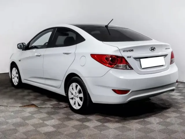 Hyundai Solaris, I — фото 2