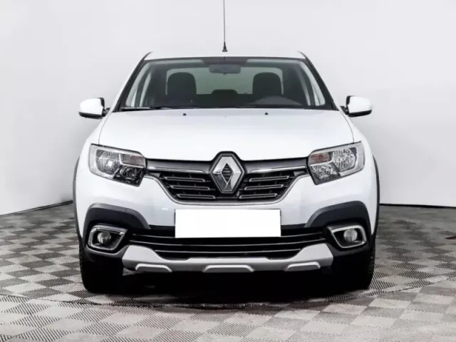 Renault Logan, II Рестайлинг — фото 2
