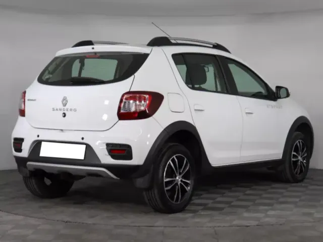 Renault Sandero, II Рестайлинг — фото 5