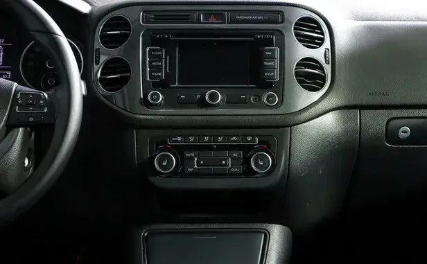 Volkswagen Tiguan, I Рестайлинг — фото 9