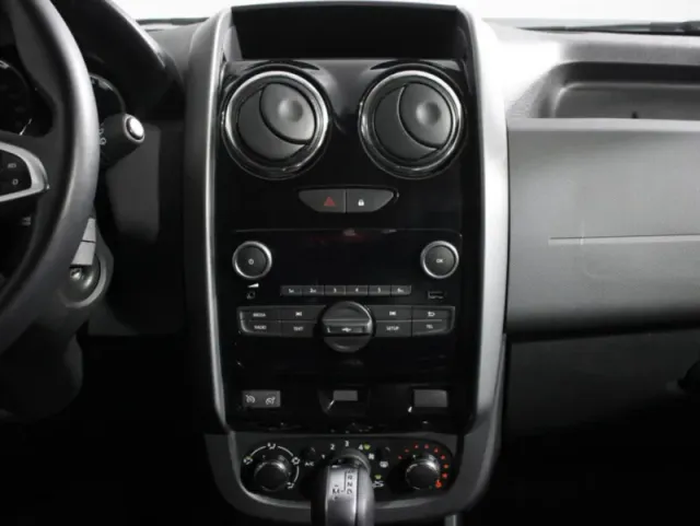 Renault Duster, I Рестайлинг — фото 13