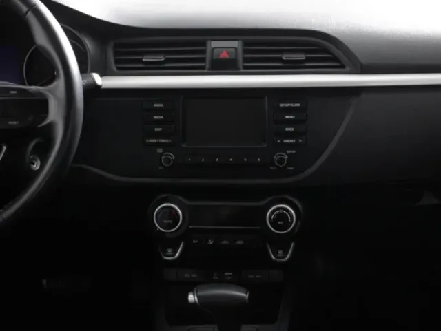 Kia Rio, IV — фото 15