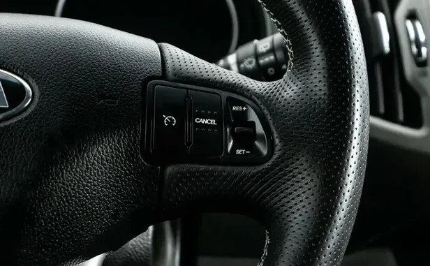 Kia Sportage, III — фото 6