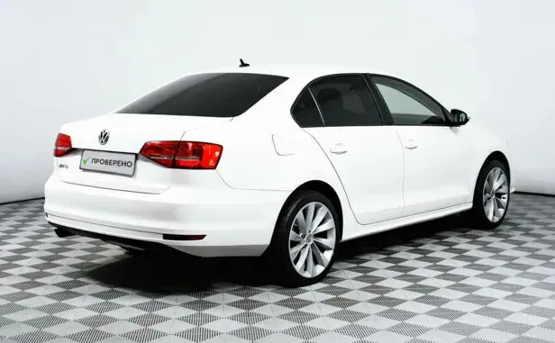 Volkswagen Jetta, VI Рестайлинг — фото 2