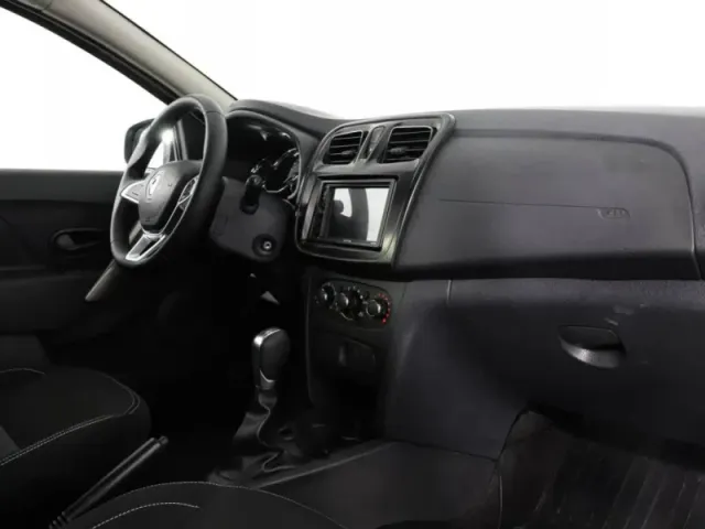 Renault Logan, II Рестайлинг — фото 9