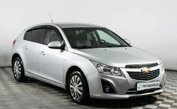 Chevrolet Cruze, I Рестайлинг — фото 3