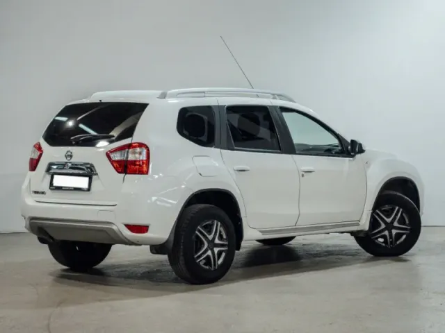 Nissan Terrano, III — фото 2
