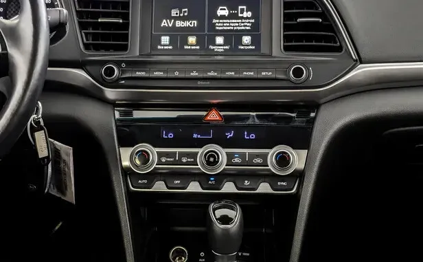 Hyundai Elantra, VI (AD) Рестайлинг — фото 7
