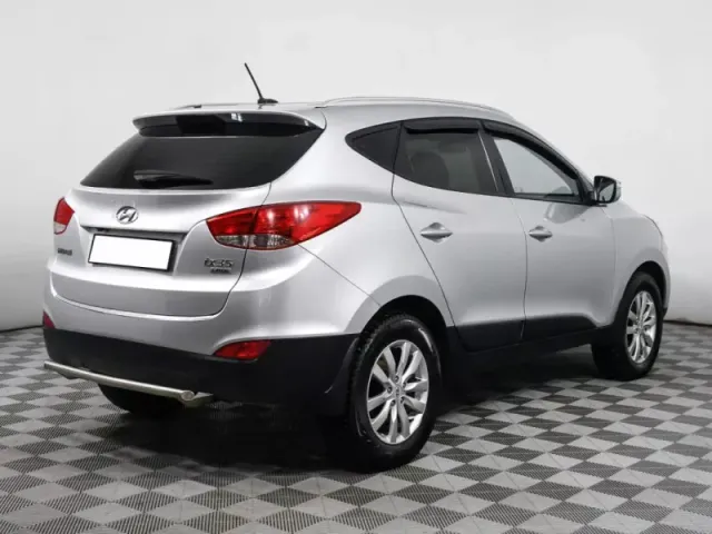 Hyundai ix35, I — фото 4
