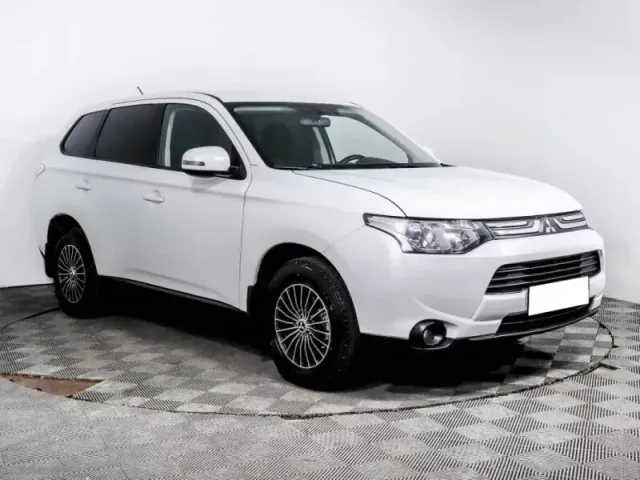 Mitsubishi Outlander, III — фото 3