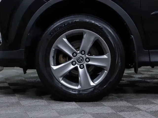 Toyota RAV4, IV (XA40) — фото 10