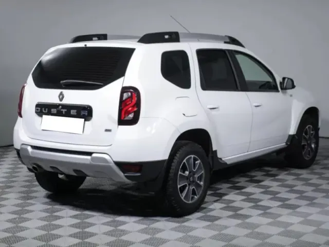 Renault Duster, I Рестайлинг — фото 5