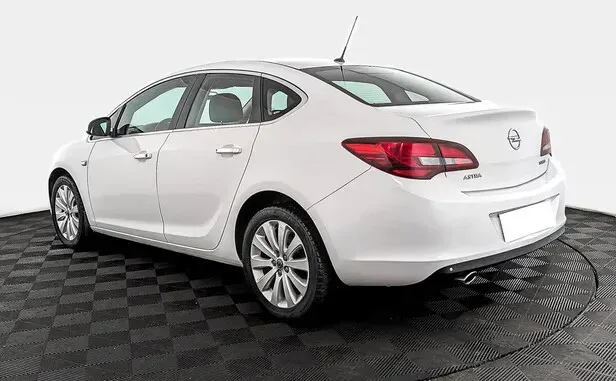 Opel Astra, J Рестайлинг — фото 4