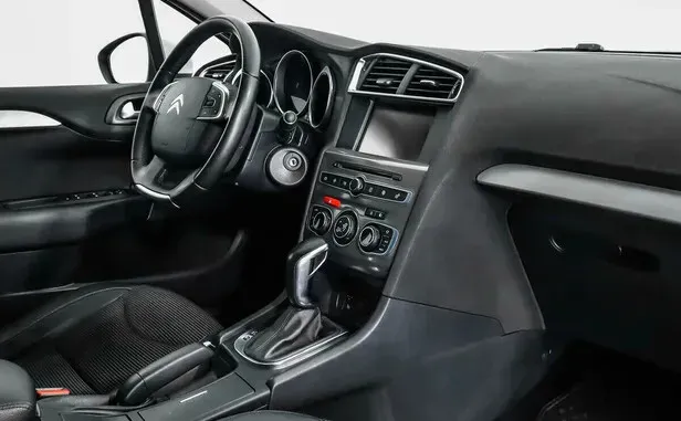 Citroen C4, II Рестайлинг — фото 7