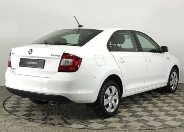 Skoda Rapid, I Рестайлинг — фото 4
