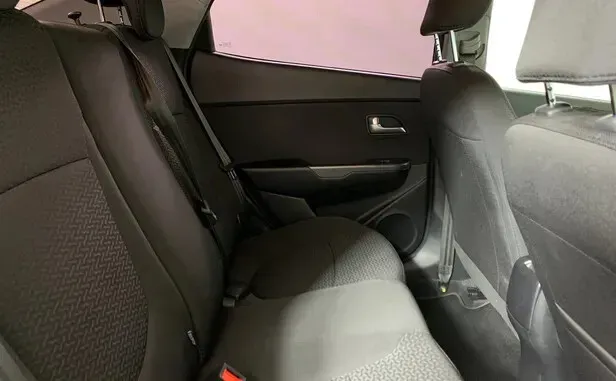 Kia Rio, III Рестайлинг — фото 9