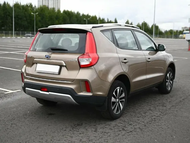 Geely Emgrand X7, I Рестайлинг 2 — фото 10