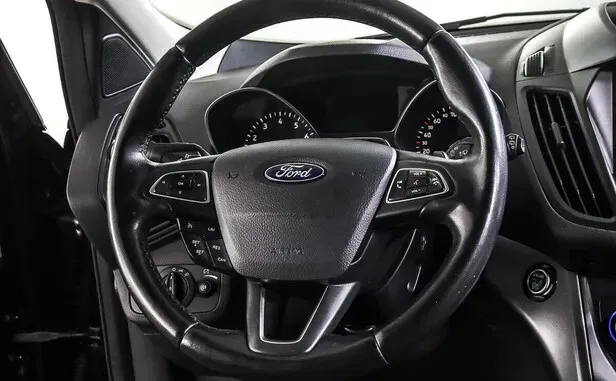 Ford Kuga, II Рестайлинг — фото 7