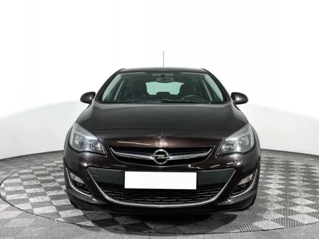 Opel Astra, J Рестайлинг — фото 2
