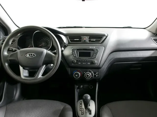 Kia Rio, III — фото 9