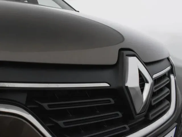 Renault Logan, II Рестайлинг — фото 9