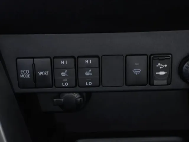 Toyota RAV4, IV (XA40) — фото 16