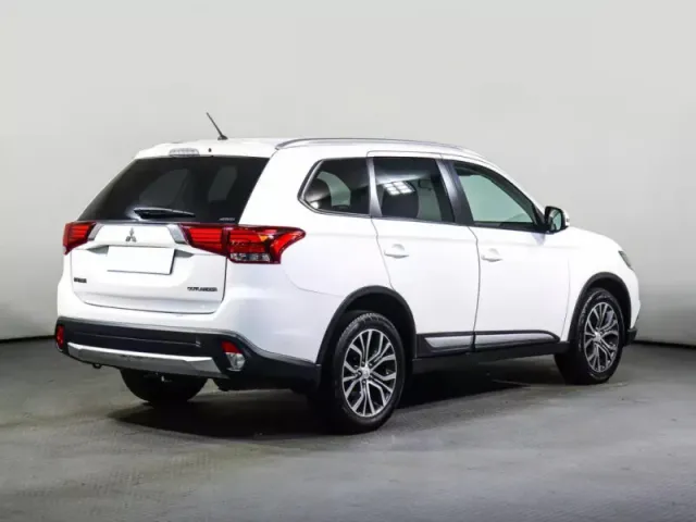 Mitsubishi Outlander, III Рестайлинг 2 — фото 5