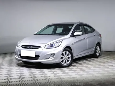Hyundai Solaris, I — фото 1