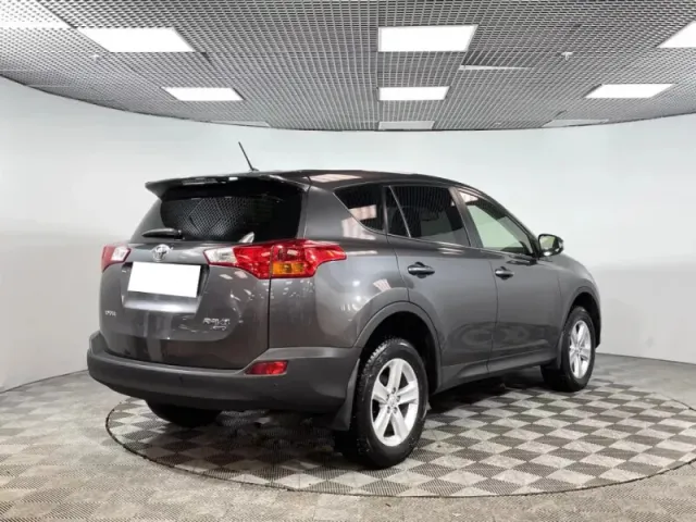 Toyota RAV4, IV (XA40) — фото 5