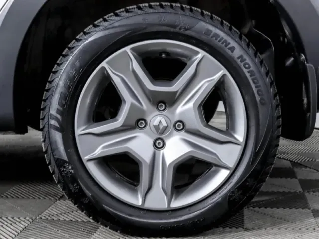 Renault Logan, II Рестайлинг — фото 7