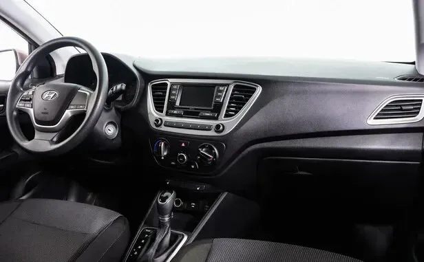 Hyundai Solaris, II Рестайлинг — фото 13
