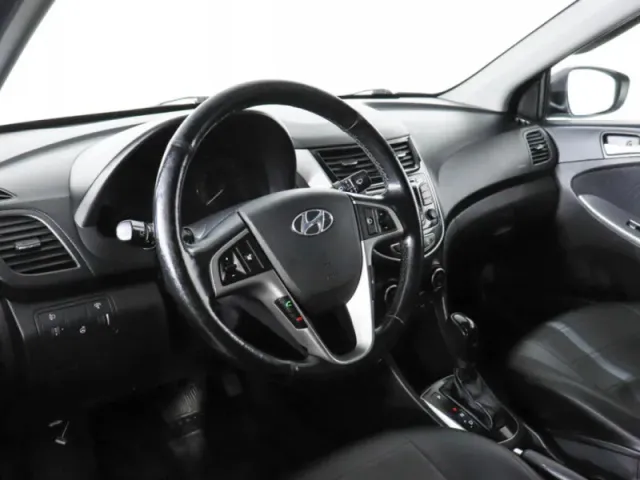 Hyundai Solaris, I Рестайлинг — фото 9