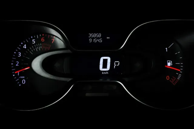 Renault Kaptur, I Рестайлинг — фото 11