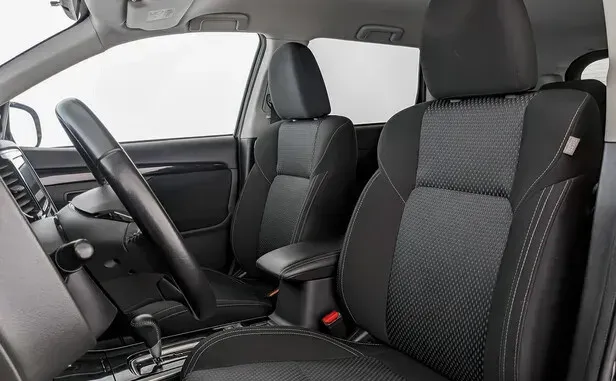 Mitsubishi Outlander, III Рестайлинг 3 — фото 10