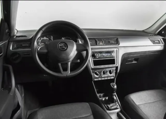 Skoda Rapid, I Рестайлинг — фото 4