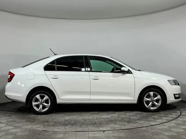 Skoda Rapid, I Рестайлинг — фото 4