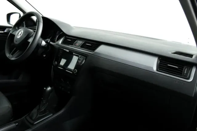 Skoda Rapid, I Рестайлинг — фото 9