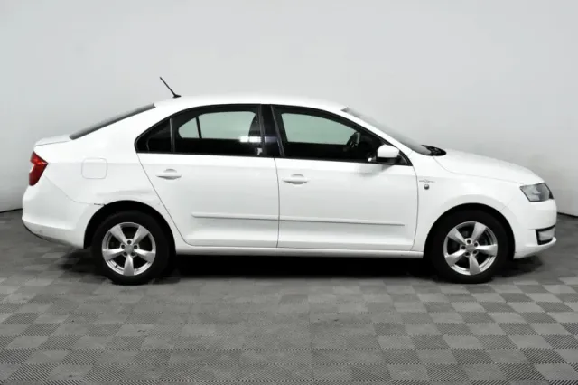 Skoda Rapid, I — фото 4