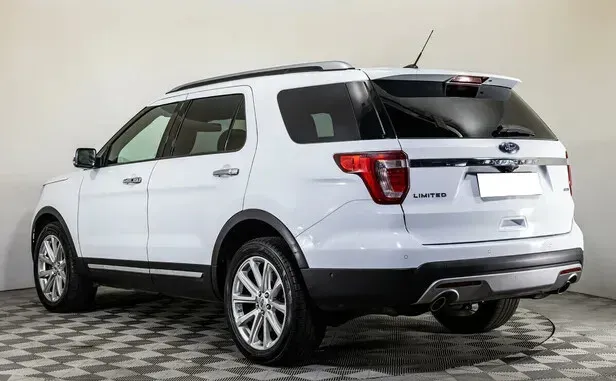 Ford Explorer, V Рестайлинг — фото 4