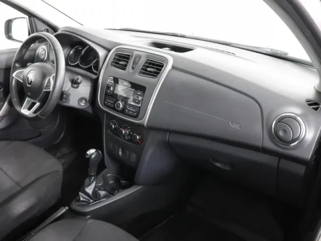 Renault Sandero, II Рестайлинг — фото 12