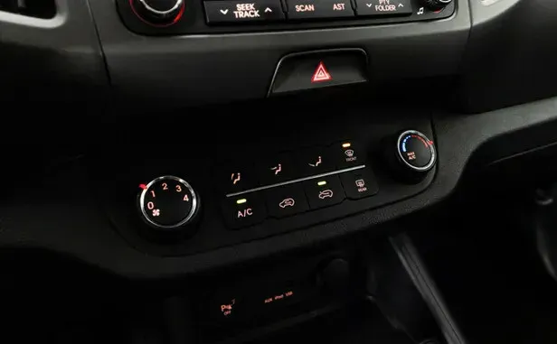 Kia Sportage, III — фото 8