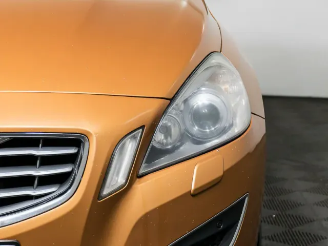 Volvo S60, II — фото 9