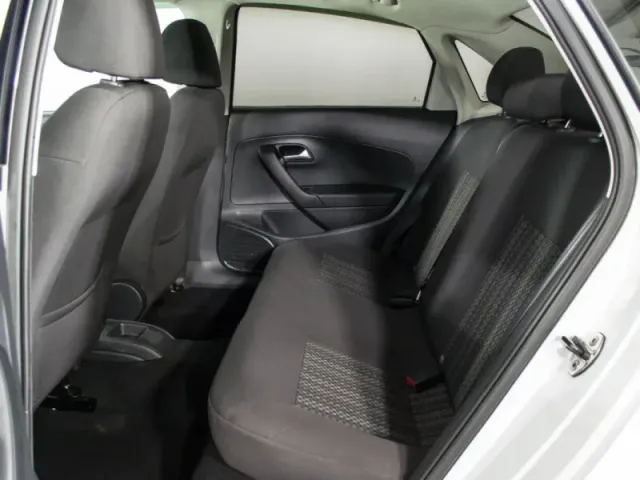 Volkswagen Polo, V Рестайлинг — фото 10