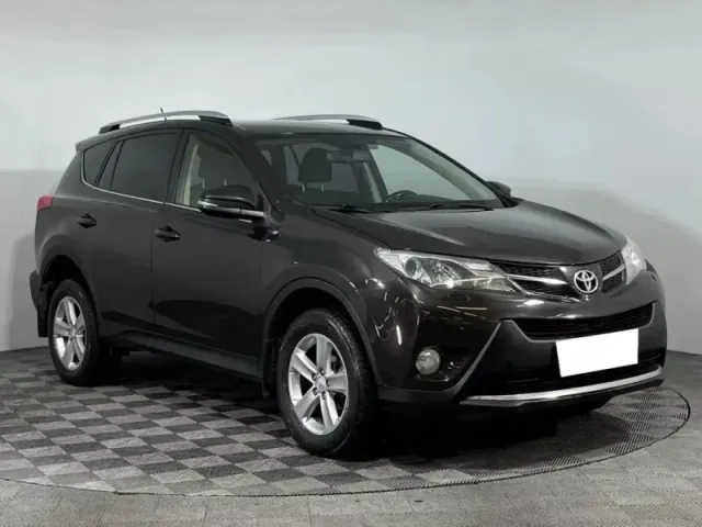 Toyota RAV4, IV (XA40) — фото 3