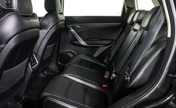 Geely Atlas Pro — фото 9